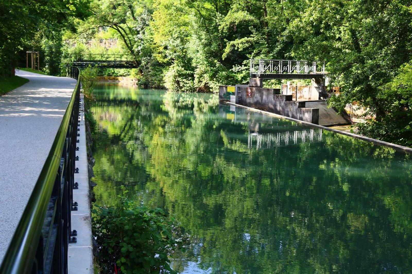 Les Petits Champs Lägenhet Annecy Exteriör bild